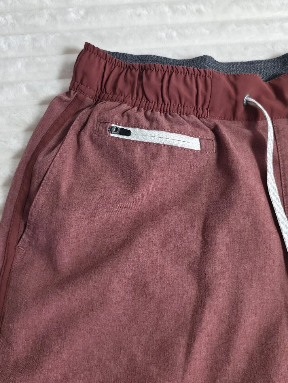 Vuori Men's Banks Short Unlined 7